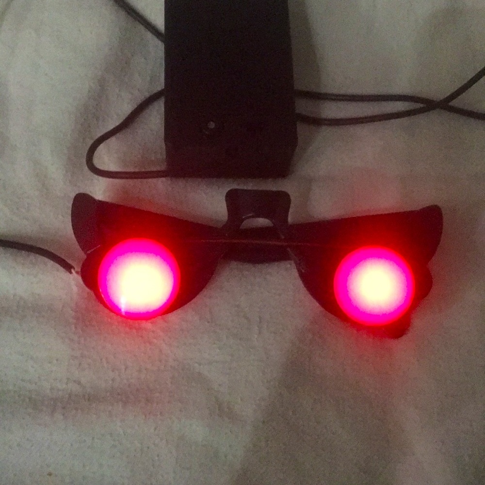 Battery Operated Halloween Spooky Flashing eyes